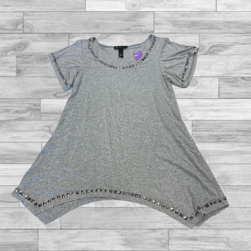 Top Short Sleeve Basic By Inc In Grey, Size: M