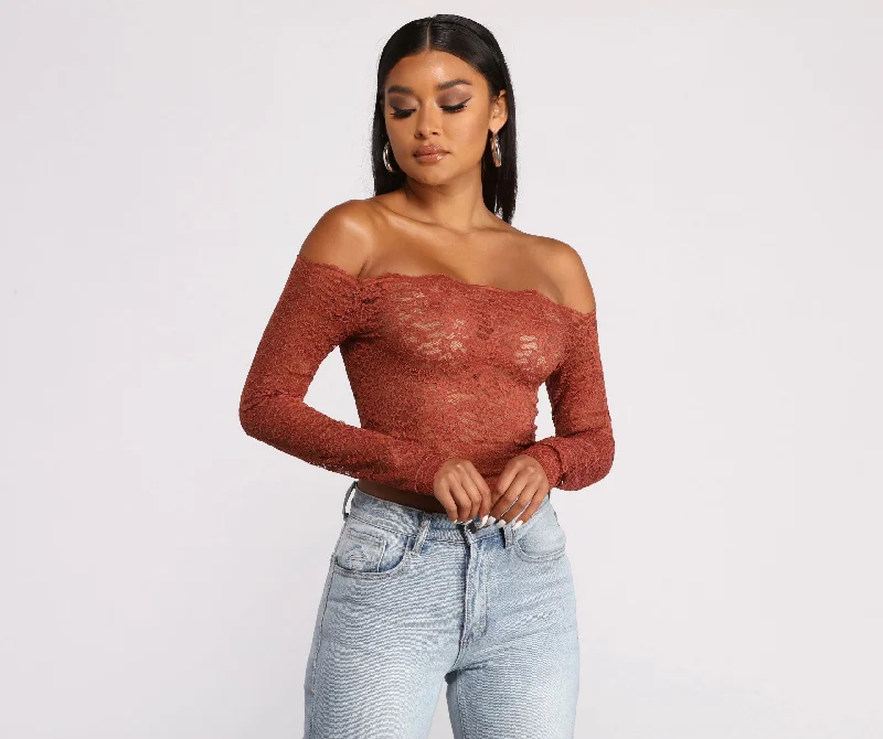 Off the Shoulder Floral Lace Top